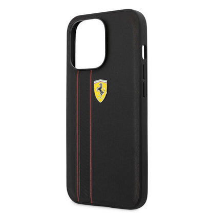 Ferrari iPhone 13 PRO Backcover - Debossed Stripes - Zwart