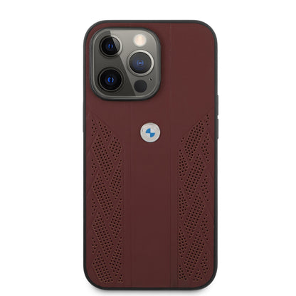 BMW iPhone 13 PRO MAX kunstleer Backcover - Perforated Curve - Rood